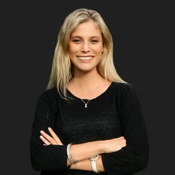 lauren-headshot lauren-headshot